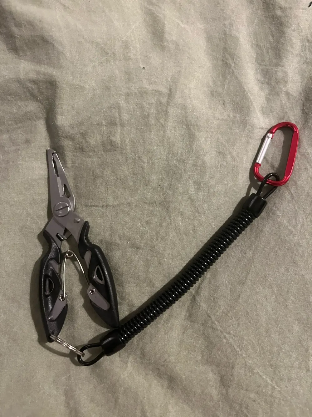 HookGrip photographed by M***v, a verified buyer